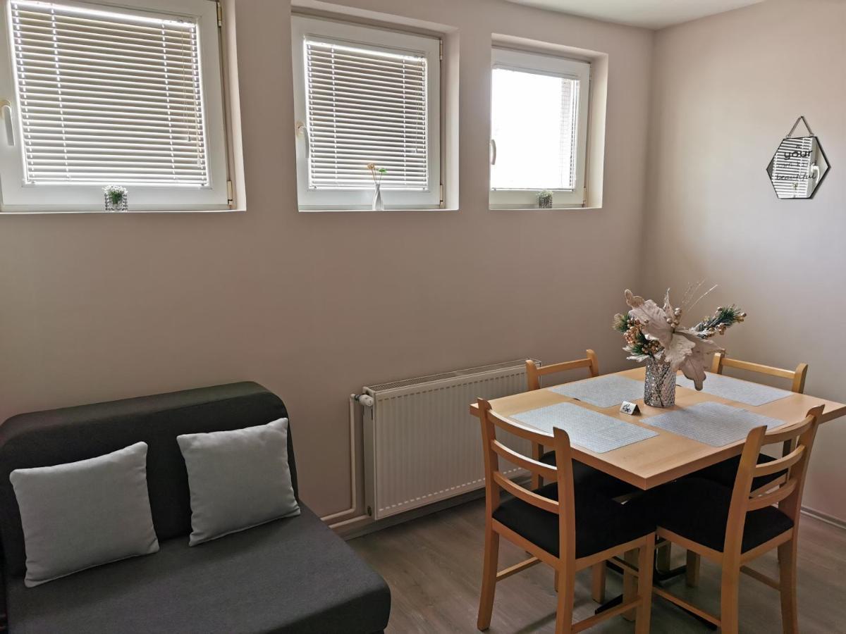 Apartmani Milica Kruševac Kültér fotó