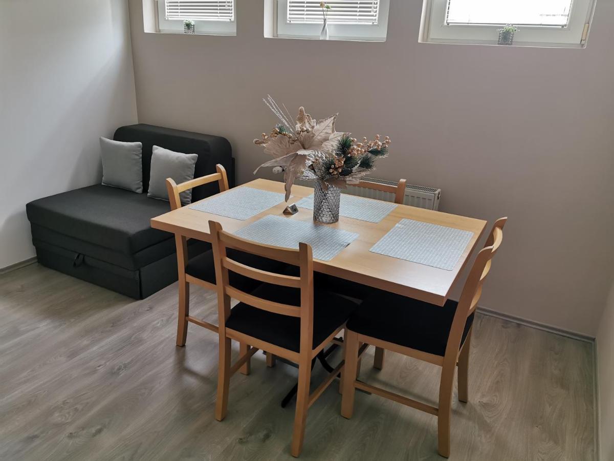 Apartmani Milica Kruševac Kültér fotó