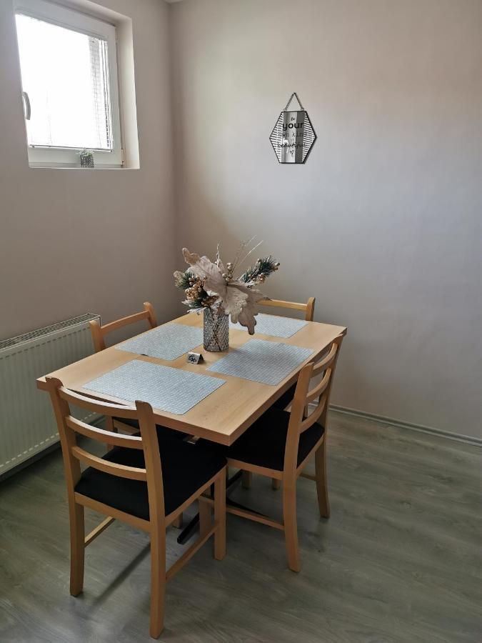 Apartmani Milica Kruševac Kültér fotó